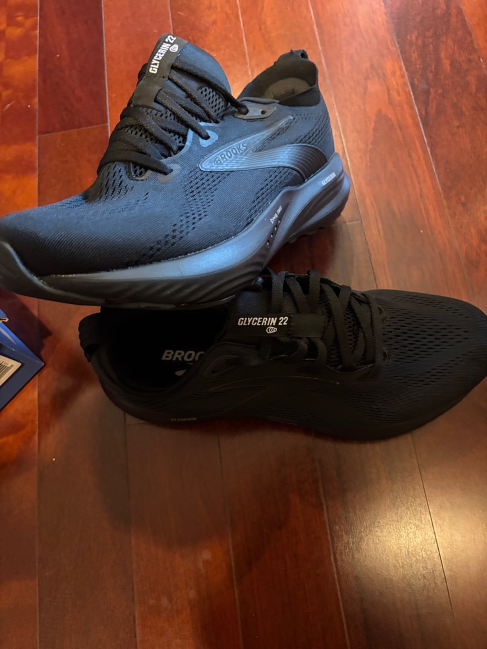 Brooks Glycerin 22 Black Athletic Running Shoes